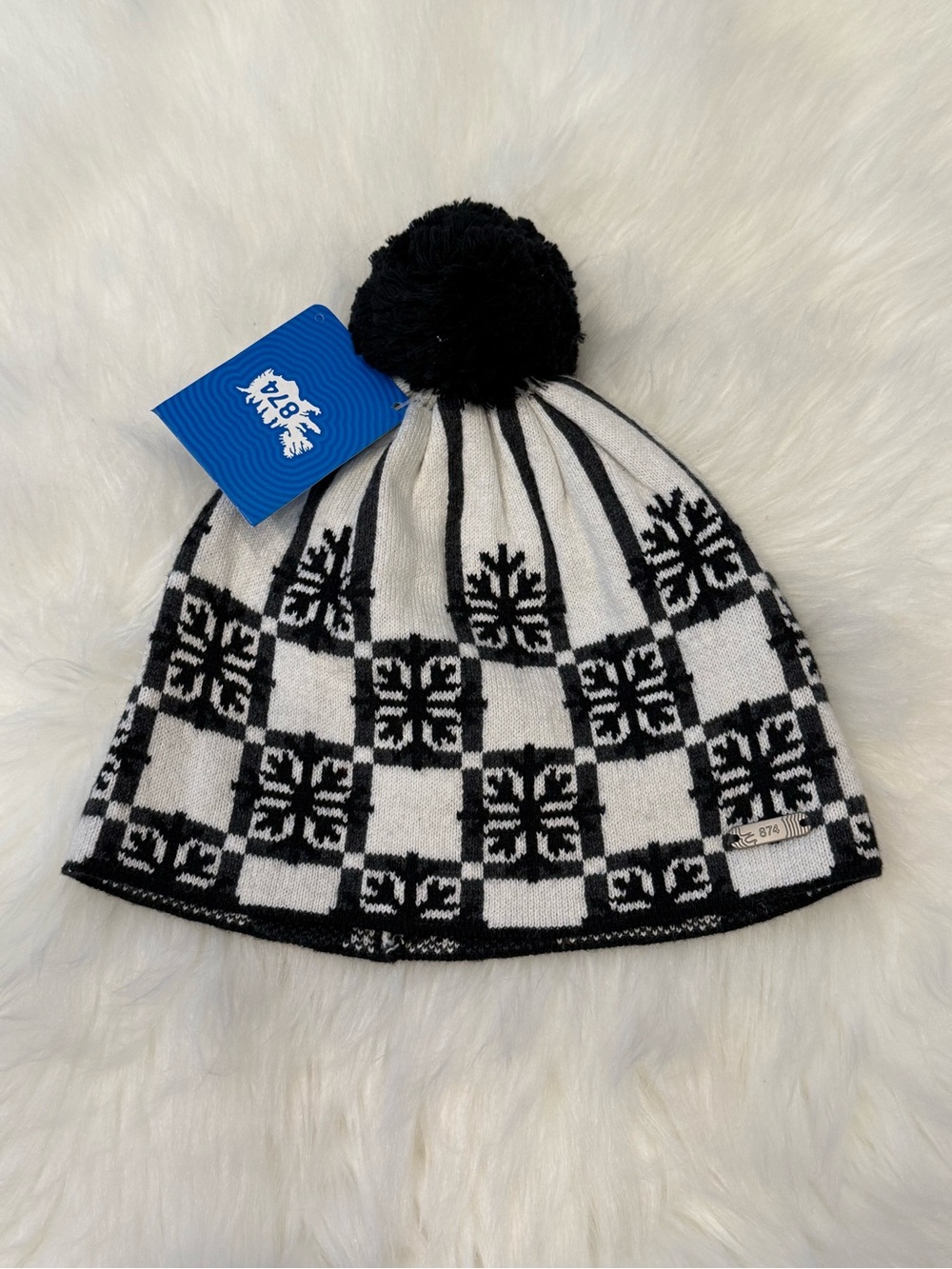 Women’s 874 Pom Pom Knit Beanie